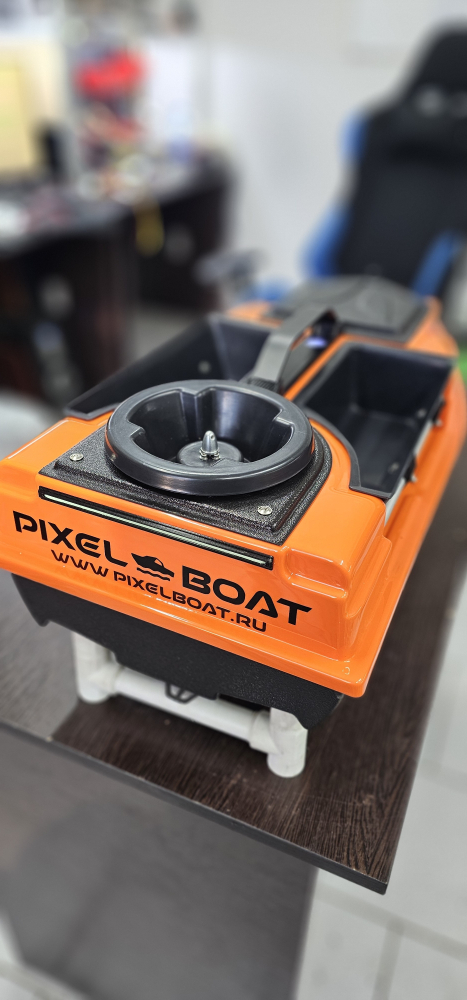 2-� ��������� ������������ �������� piXel Boat Heli#Carrier � ��������������� � GPS ����������� ���������