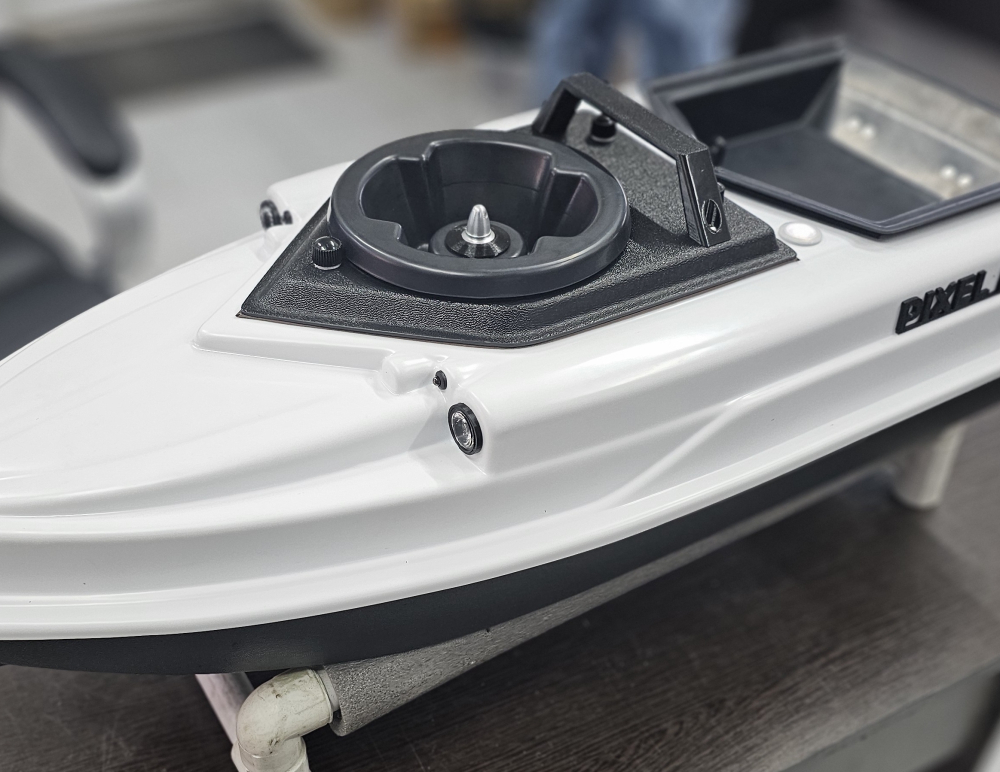 ������������ �������� piXel Boat Carrier � ���������������, GPS ����������� � �������� ���������