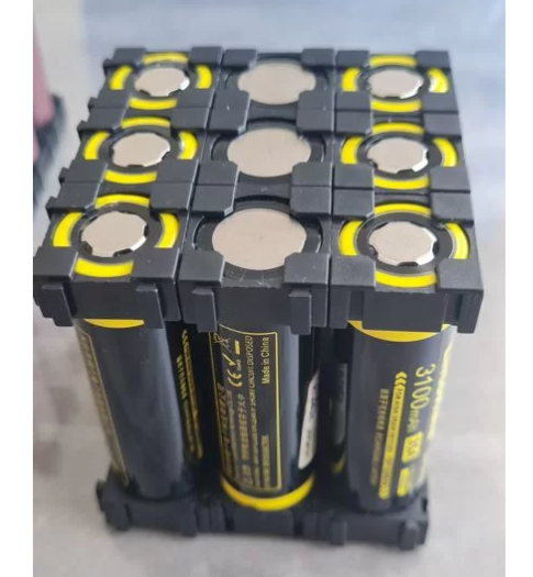 �������������� ������� ��� ��������� 12V (3S) 18000 Mah 